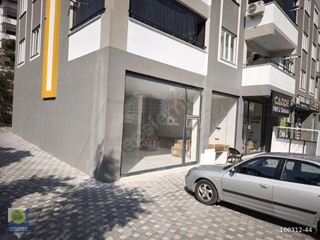 İstiklal Mahallesi, Onikişubat içerisinde satılık Dükkan
