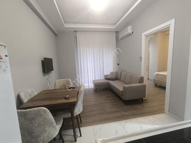 İsmet İnönü, İskenderun içerisinde kiralık mülk