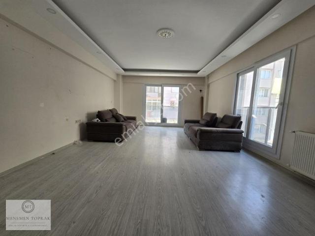Menemen, İzmir içerisinde kiralık mülk