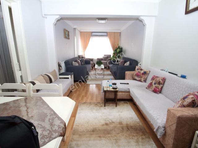 Karabağlar, İzmir içerisinde satılık mülk