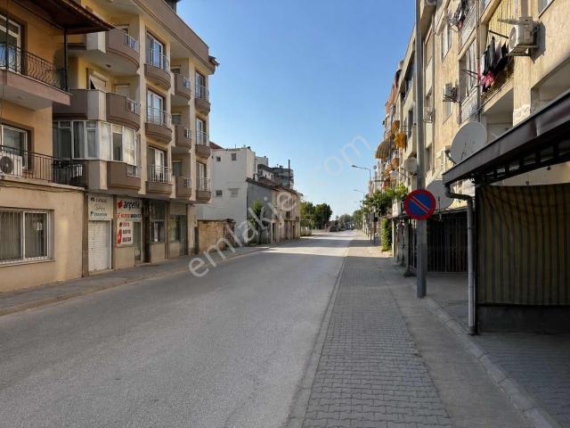 Dikili, İzmir içerisinde kiralık mülk