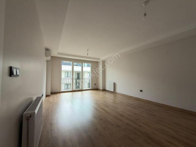 Atatürk Mahallesi, Büyükçekmece içerisinde kiralık mülk