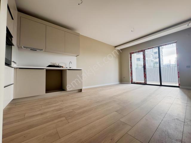 Cumhuriyet Mahallesi, Yenimahalle içerisinde kiralık mülk