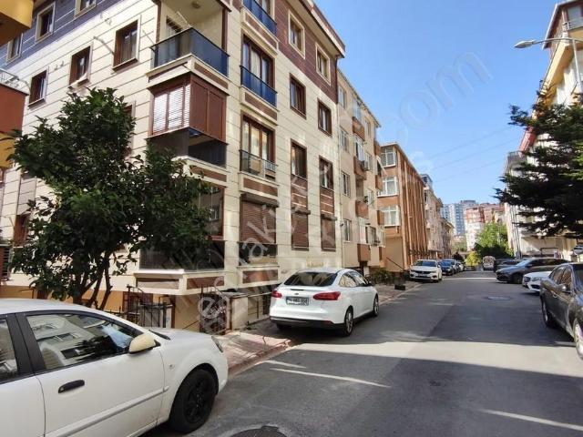 Ümraniye, İstanbul içerisinde kiralık mülk