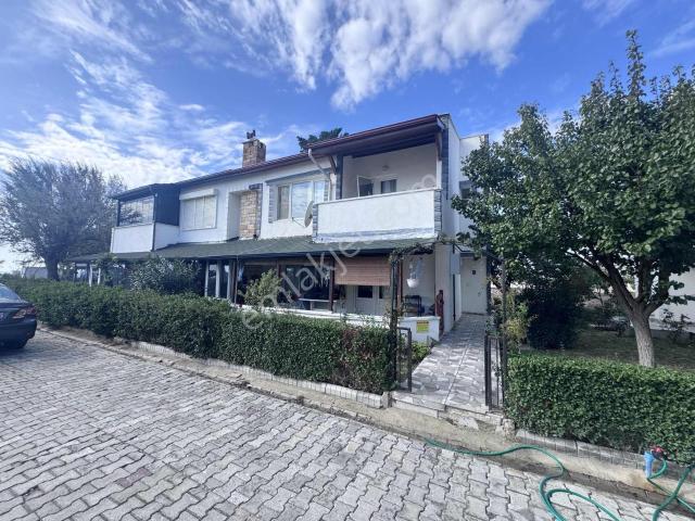 Şarköy içerisinde satılık Villa
