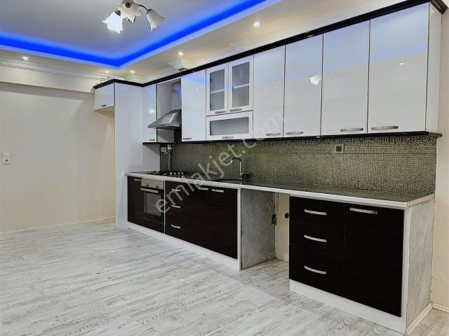Kiraz, İzmir içerisinde kiralık mülk