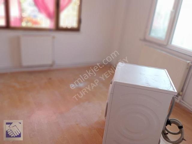 İstinye Mahallesi, Sarıyer içerisinde kiralık mülk