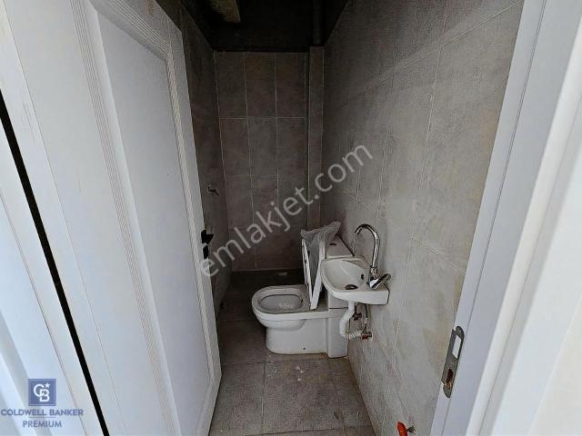 Yuvaköy Mahallesi, Yenimahalle içerisinde satılık Ofis