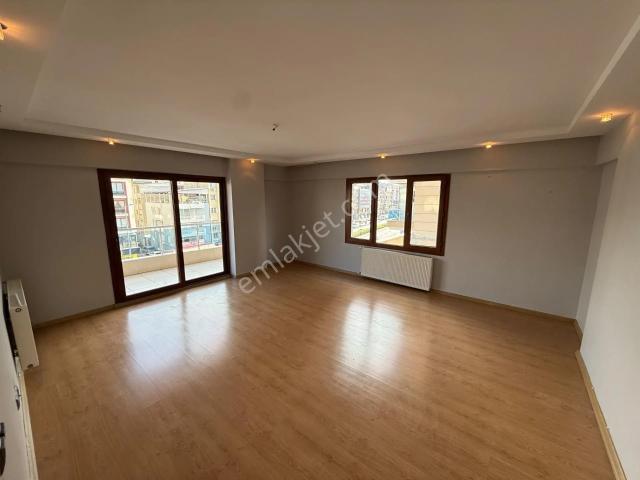 Küçük Çiğli Mahallesi, Çiğli içerisinde kiralık mülk