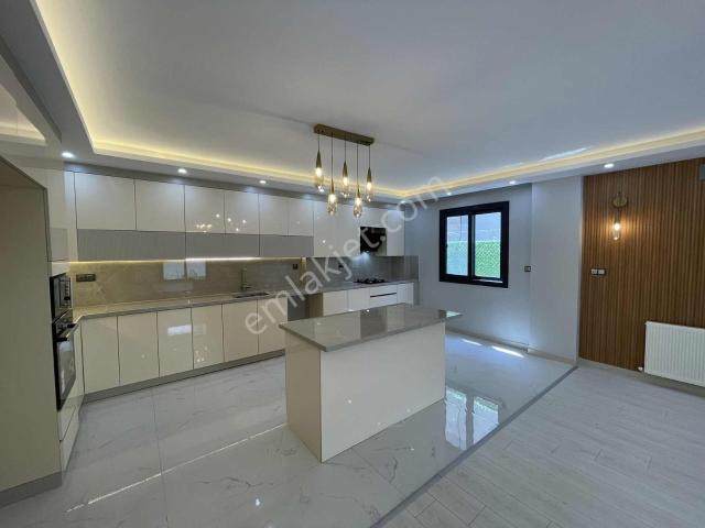 Seyhan, Adana içerisinde satılık Villa