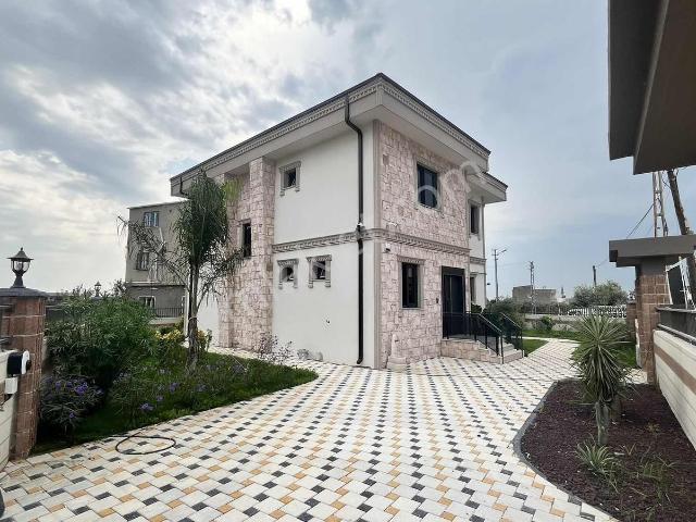 Çınarlı, Sarıçam içerisinde satılık Villa