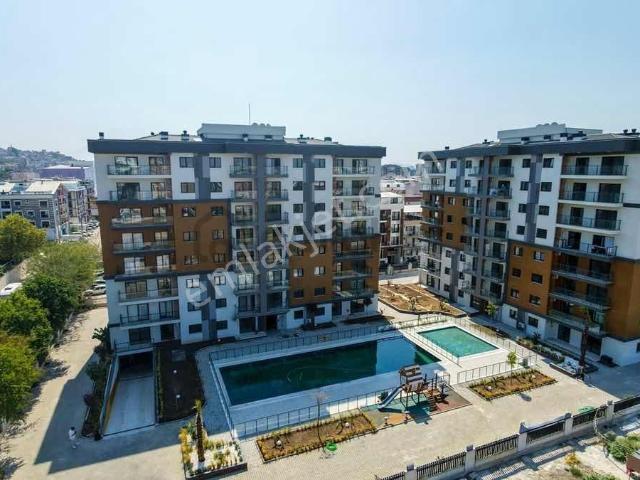 Şemikler Mahallesi, Karşıyaka içerisinde kiralık mülk