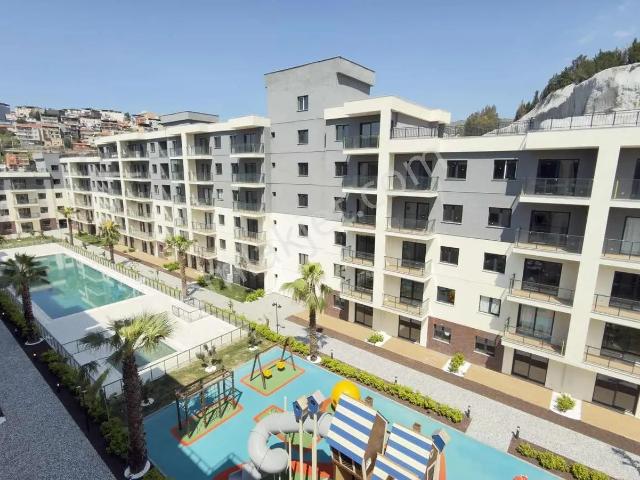 Maltepe Mahallesi, Çiğli içerisinde kiralık mülk