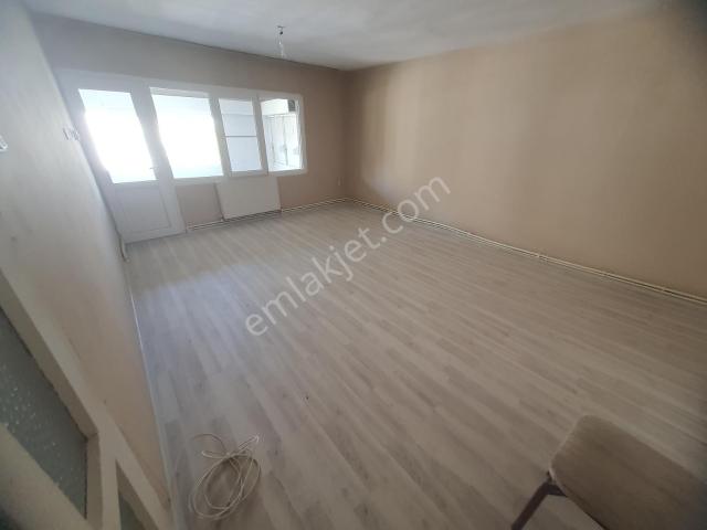 Çiğli, İzmir içerisinde kiralık mülk