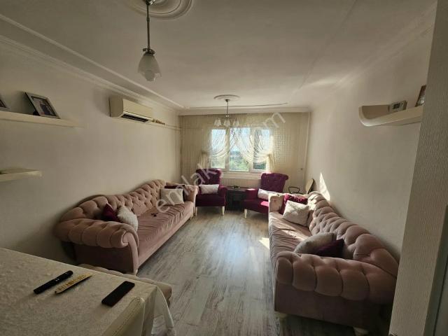 Buca, İzmir içerisinde satılık mülk