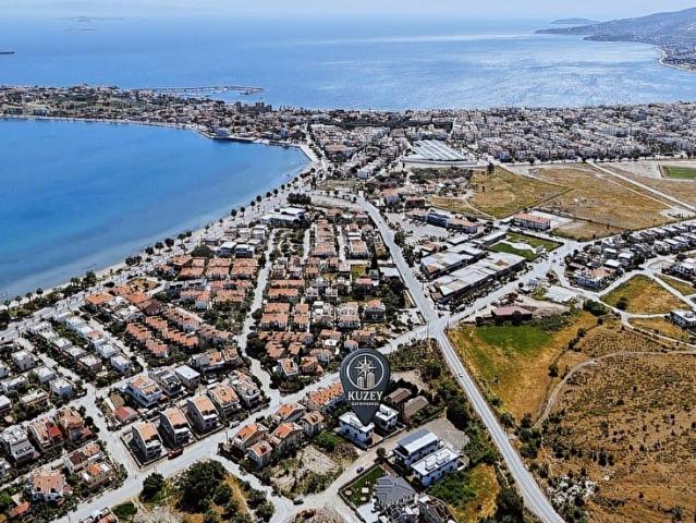 Dikili, İzmir içerisinde satılık Villa