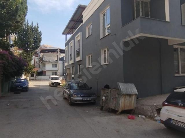 Buca, İzmir içerisinde satılık mülk