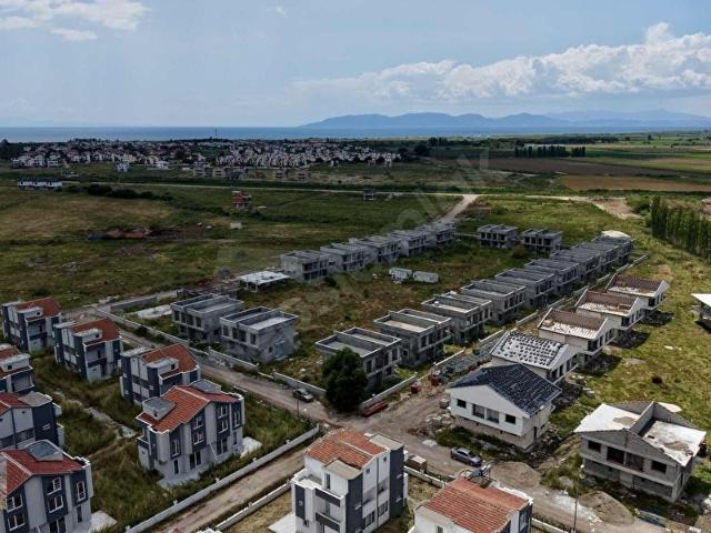 Dikili, İzmir içerisinde satılık Villa
