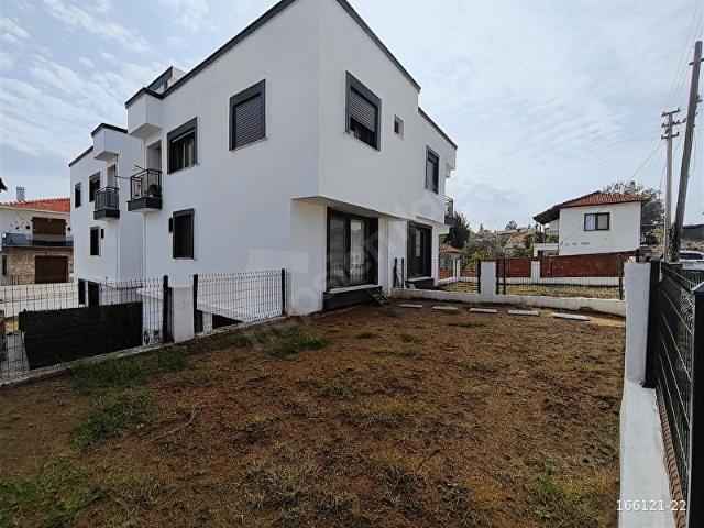 Foça, İzmir içerisinde satılık Villa