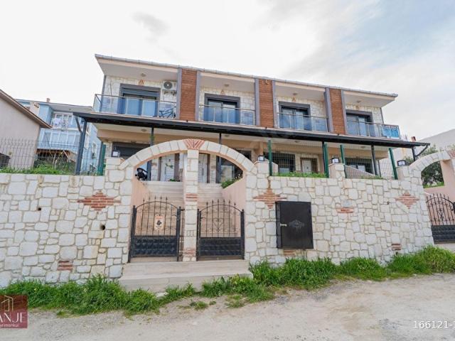 Foça, İzmir içerisinde satılık Villa