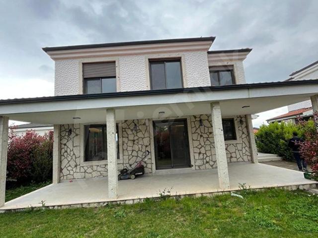 Kemalpaşa, İzmir içerisinde satılık Villa