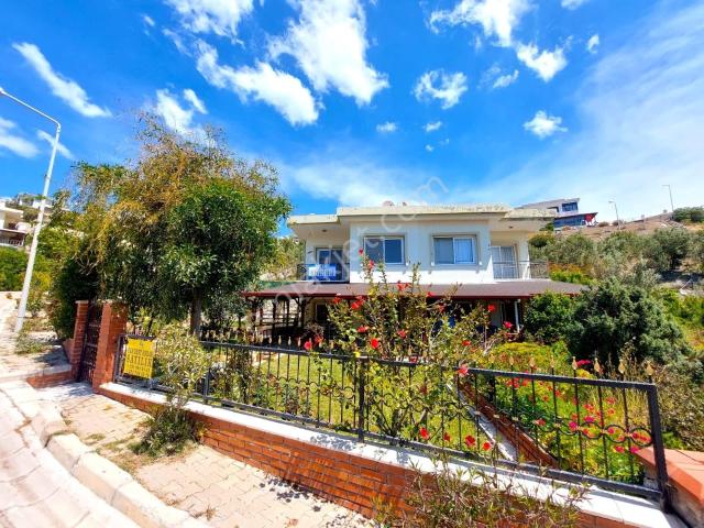 Ömür Beldesi, Seferihisar içerisinde satılık Villa