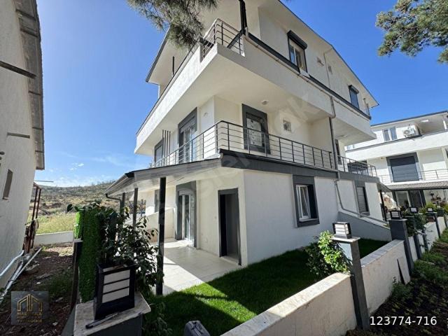 Seferihisar, İzmir içerisinde satılık Villa