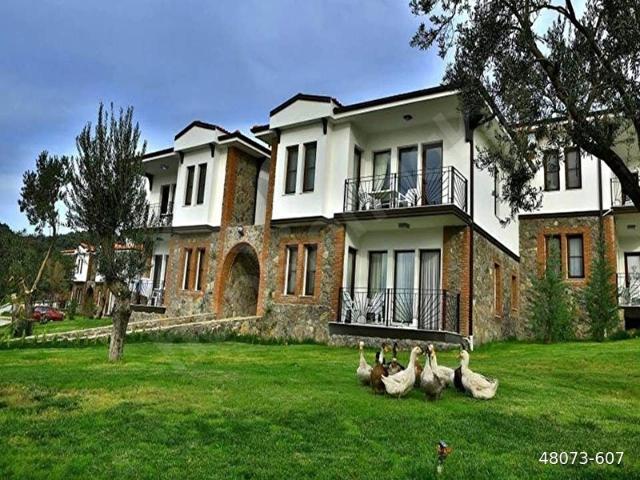 Bademli Mahallesi, Dikili içerisinde satılık mülk