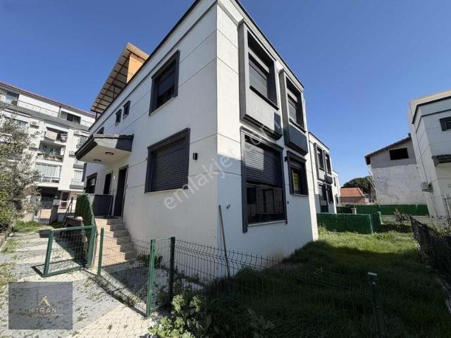 Aliağa, İzmir içerisinde satılık Villa