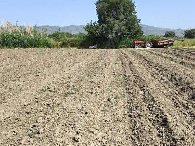 Bayindir, İzmir içerisinde satılık Arsa