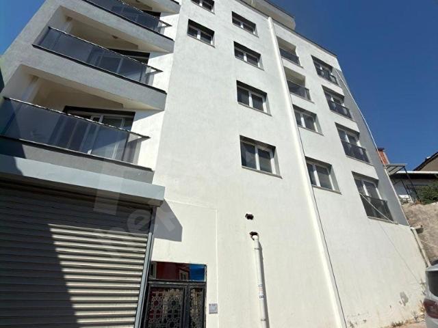 Bayrakli, İzmir içerisinde satılık mülk