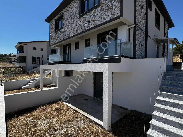 Bergama, İzmir içerisinde satılık Villa