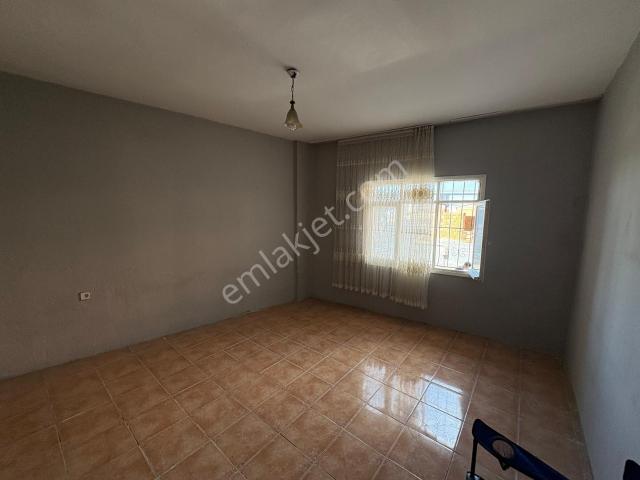 Altındağ, Bornova içerisinde kiralık mülk