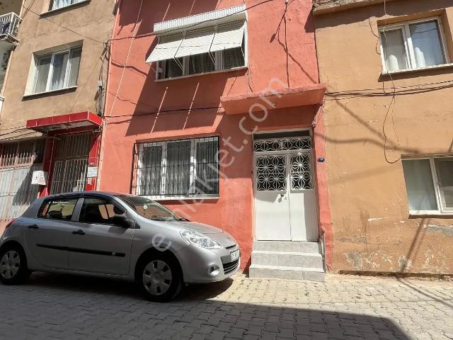 Bornova, İzmir içerisinde satılık Bina
