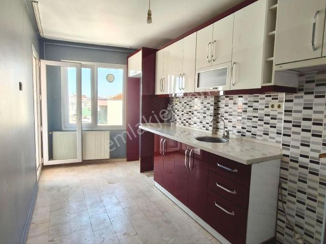 Bornova, İzmir içerisinde kiralık mülk