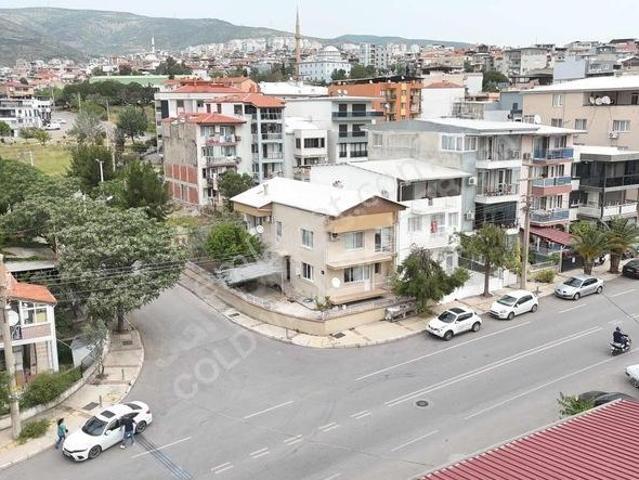 Bornova, İzmir içerisinde satılık Bina