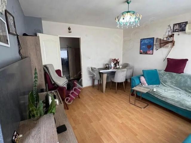 Bornova, İzmir içerisinde satılık mülk