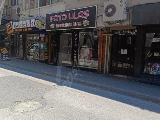 Bornova, İzmir içerisinde satılık Dükkan