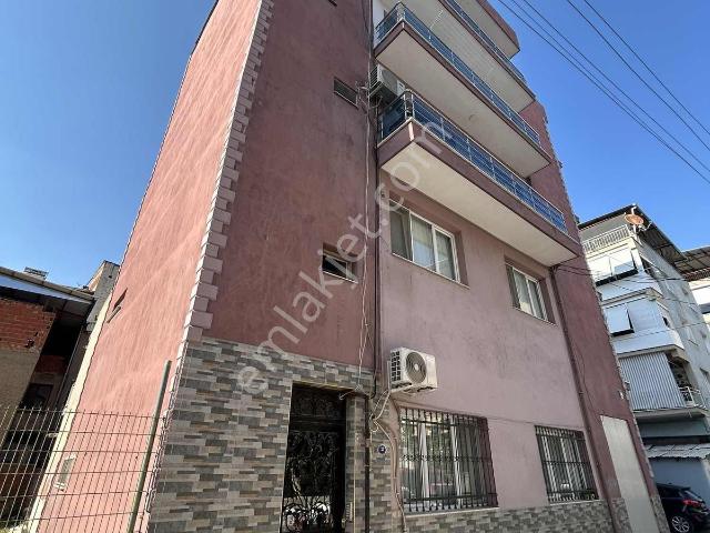 Bornova, İzmir içerisinde satılık mülk