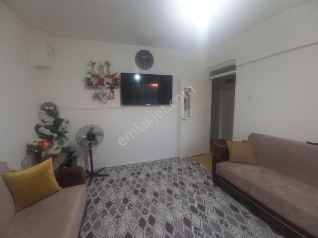 Bornova, İzmir içerisinde satılık mülk