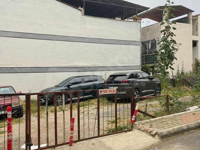 Karabağlar, İzmir içerisinde satılık mülk