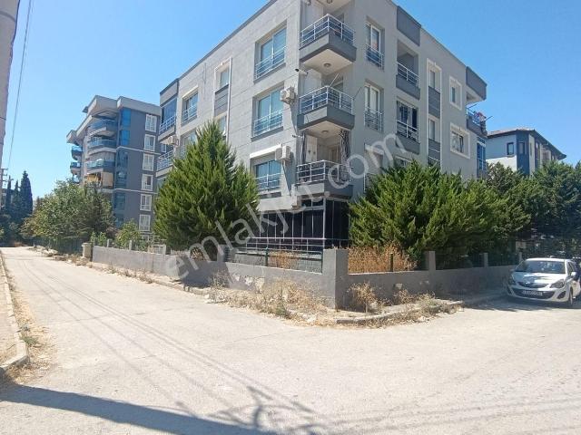 Buca, İzmir içerisinde satılık mülk