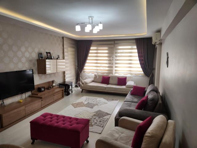 Buca, İzmir içerisinde satılık mülk