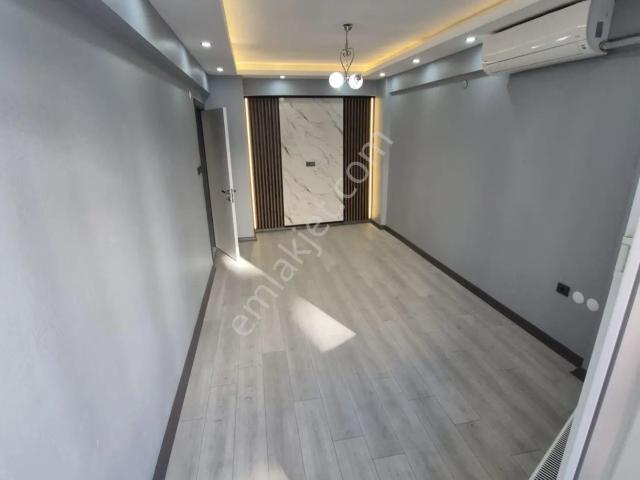 Buca, İzmir içerisinde satılık mülk