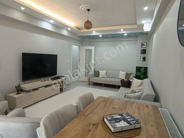 Buca, İzmir içerisinde satılık mülk
