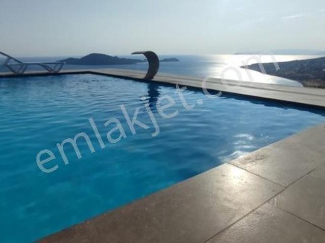 Dikili, İzmir içerisinde satılık Villa