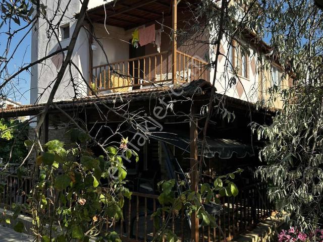 Dikili, İzmir içerisinde kiralık Villa