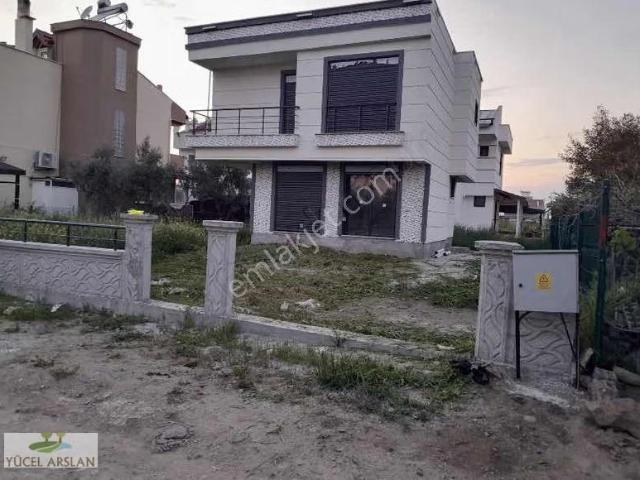 Dikili, İzmir içerisinde satılık Villa