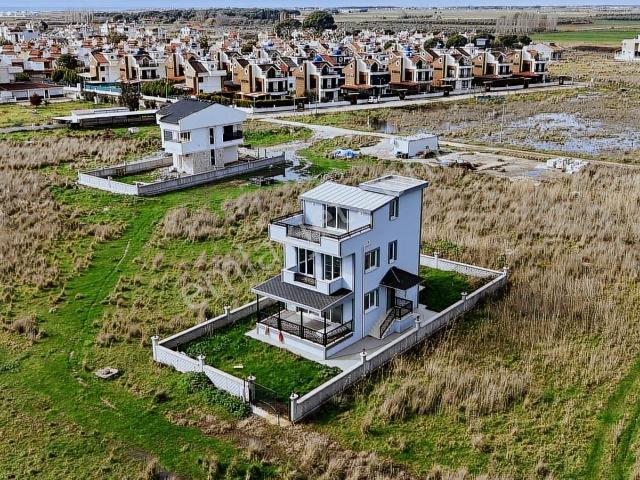 Dikili, İzmir içerisinde satılık Villa