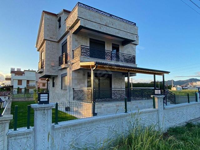 Dikili, İzmir içerisinde satılık Villa